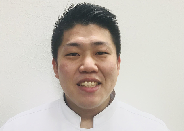 吉岡　祐輔